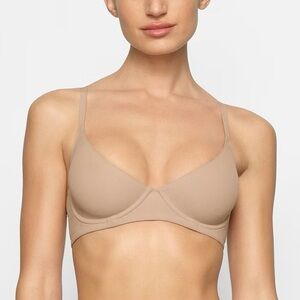 Skims Fits Everybody Unlined Demi Bra 34A in Clay